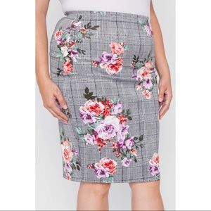 Maitai Plaid Floral Knee Length Pencil Skirt in Black/White